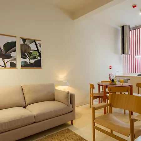 Princess Building W/ Pool By Lovelystay Vila Real de Santo António