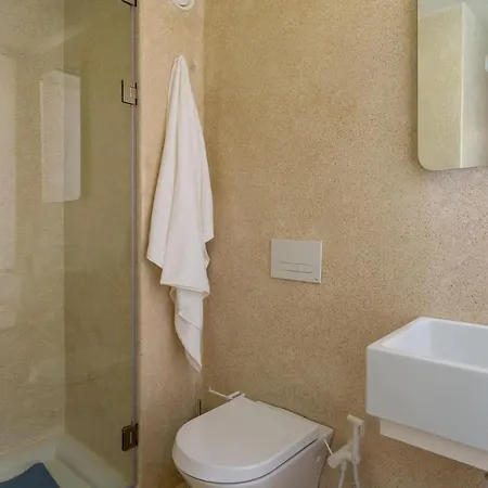 Princess Building W/ Pool By Lovelystay Vila Real de Santo António
