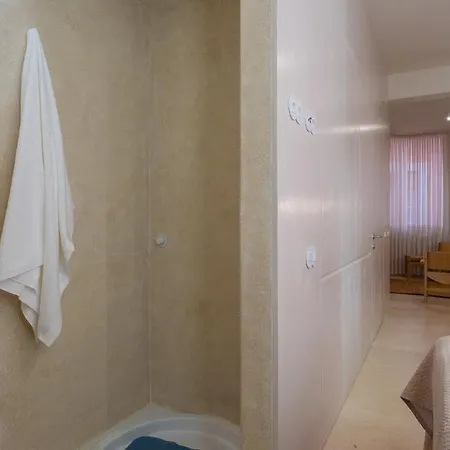 Apartment Princess Building W/ Pool By Lovelystay Vila Real de Santo António