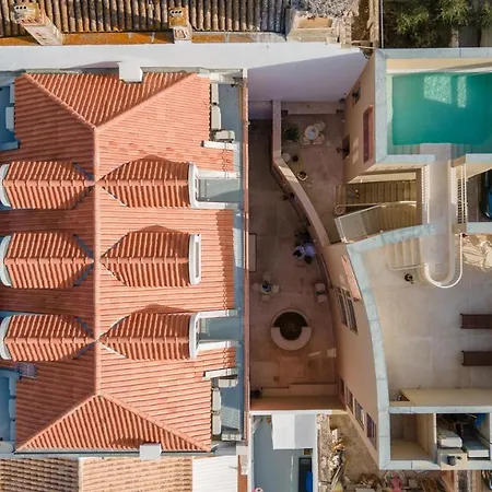 Princess Building W/ Pool By Lovelystay Apartment *