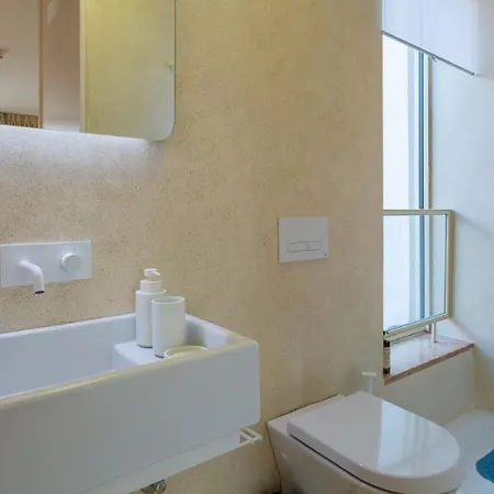 Princess Building W/ Pool By Lovelystay Apartment Vila Real de Santo António
