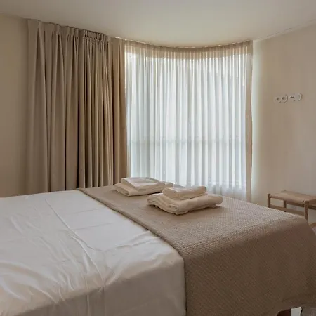 Apartment Princess Building W/ Pool By Lovelystay Vila Real de Santo António
